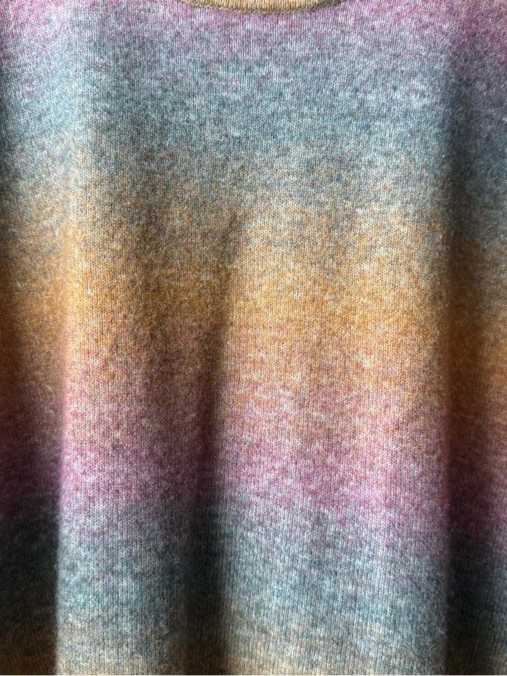 Old Navy Women’s Multicolor Ombre Sweater Size XL - Picture 3 of 5